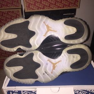 More pics of Jordan future